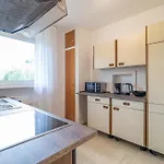 Monteurwohnung I 6 Personen I 3 Schlafzimmer アパート
