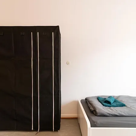 Monteurwohnung I 6 Personen I 3 Schlafzimmer *