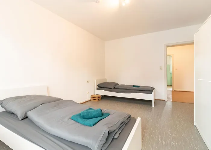 Διαμέρισμα Monteurwohnung I 6 Personen I 3 Schlafzimmer *